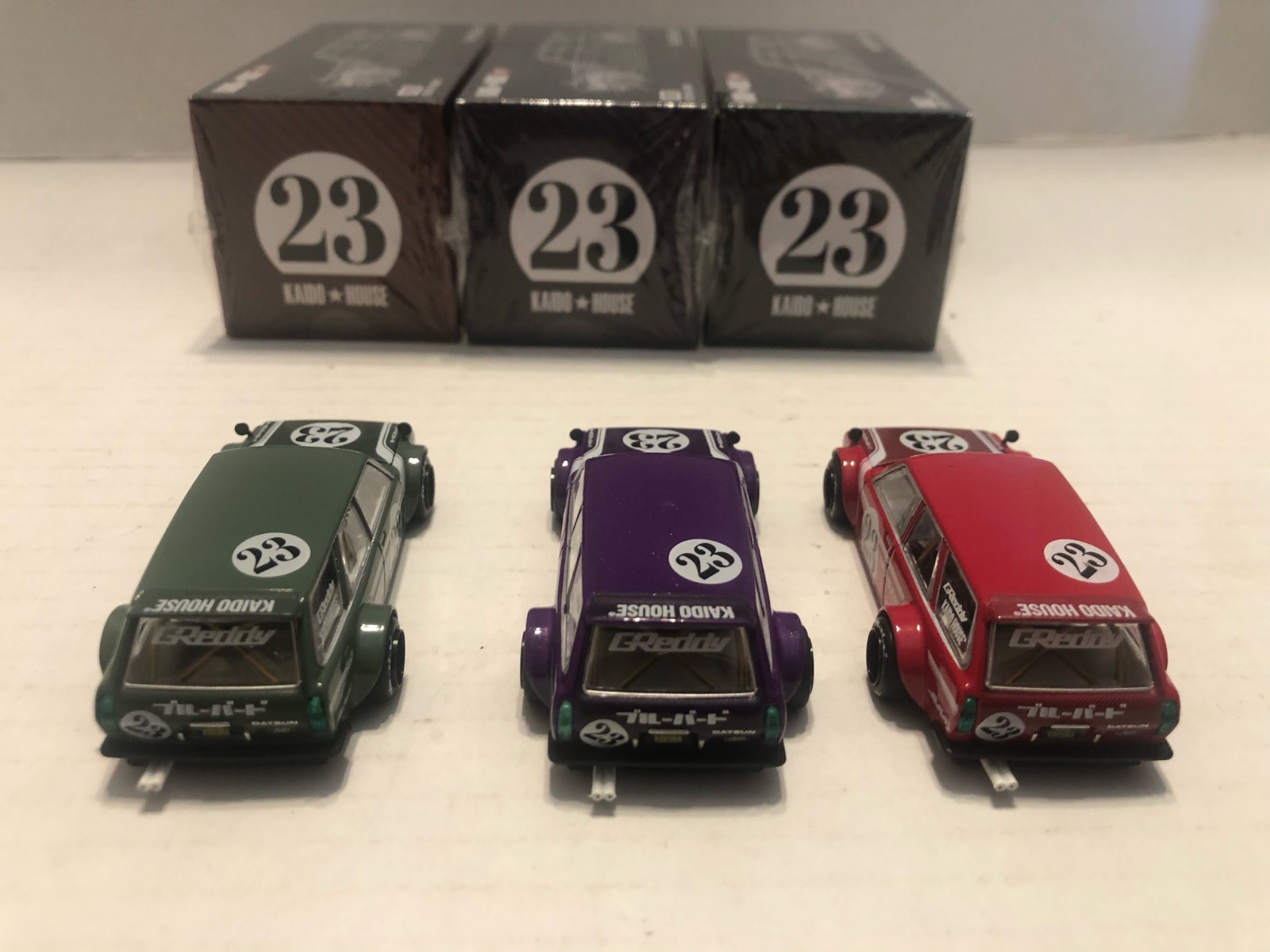 1:64 MINI GT Kaido House Datsun 510 Wagon Carbon Fiber V1 V2 V3 Set of 3