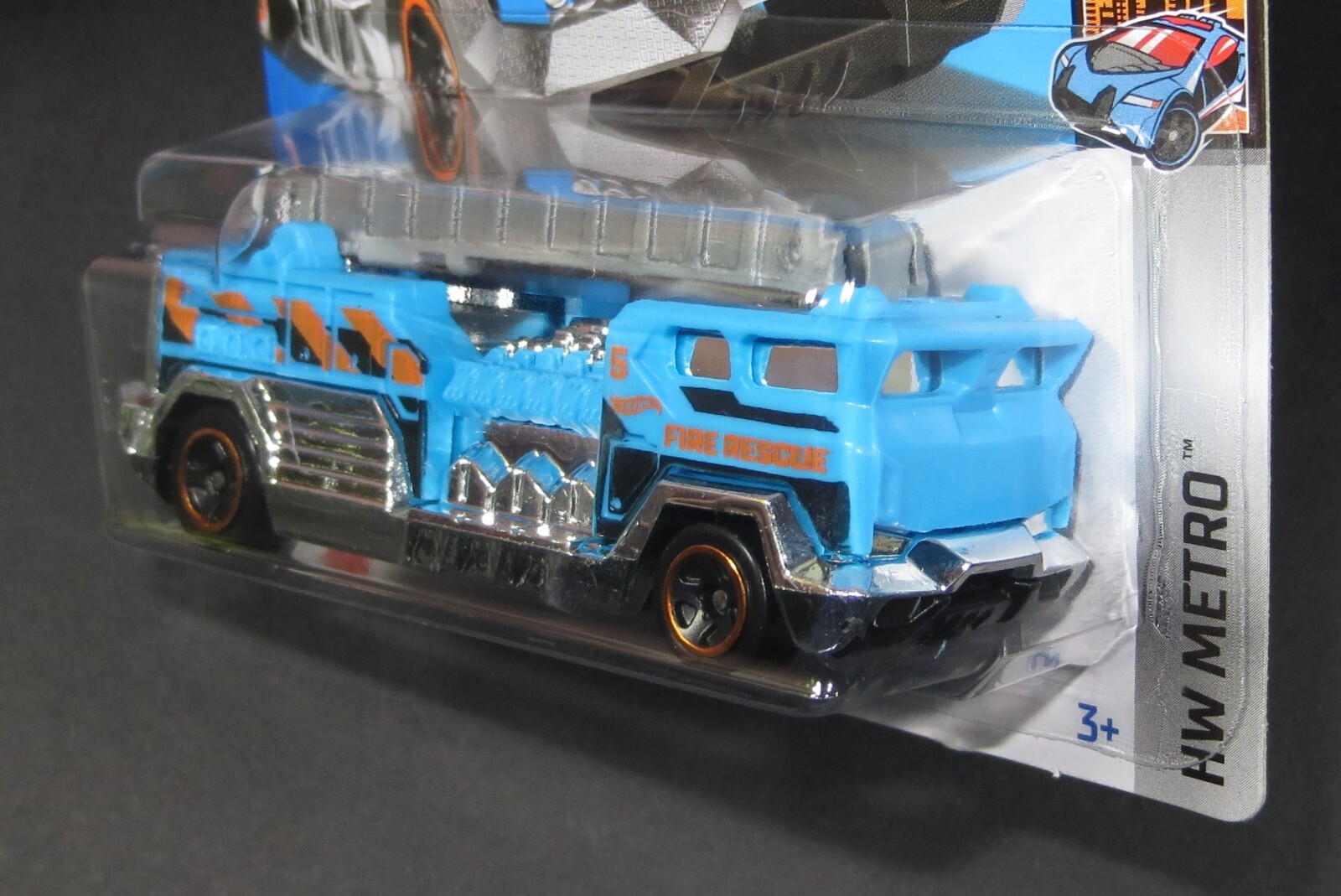 2024 Hot Wheels Blue 5 ALARM Fire Engine Moving Ladder #125 HW84-092824