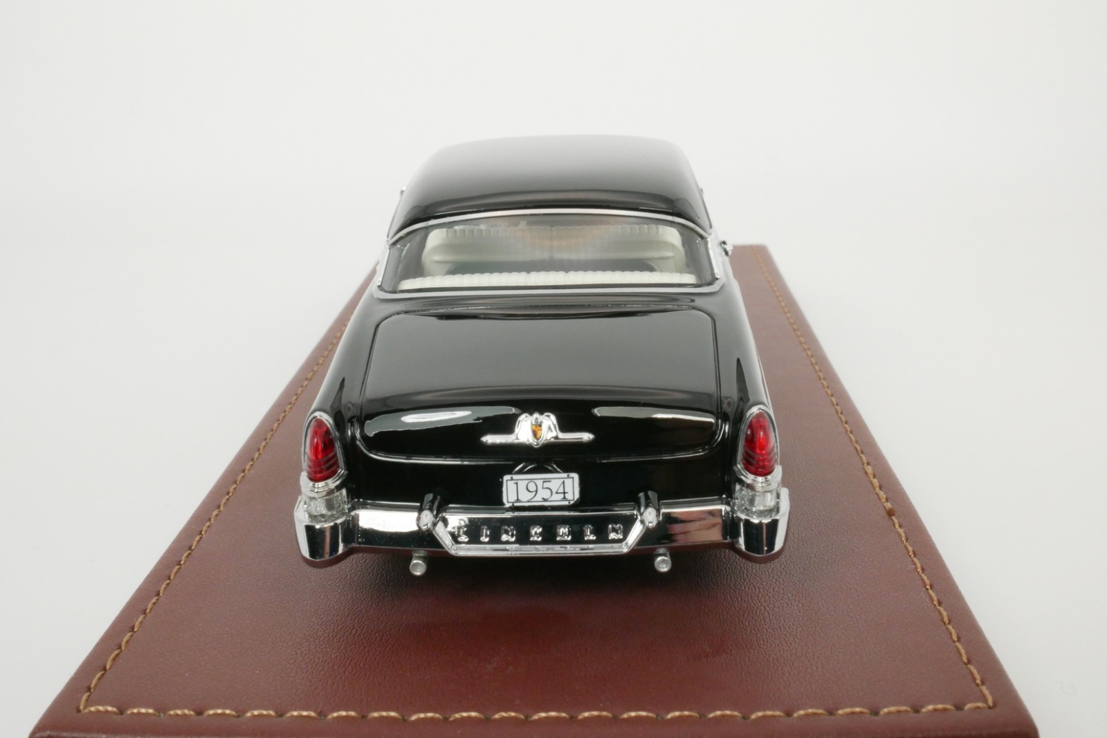 Lincoln Capri coupe 1954 – Regent Black – 1 of 109 – 1/43 GLM GLM102001