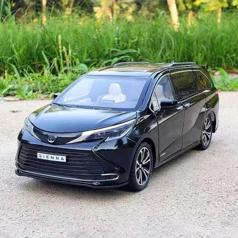 1:24 TOYOTA Sienna MPV Van Alloy Diecast Car Model Toy Sound Light NEW Gift