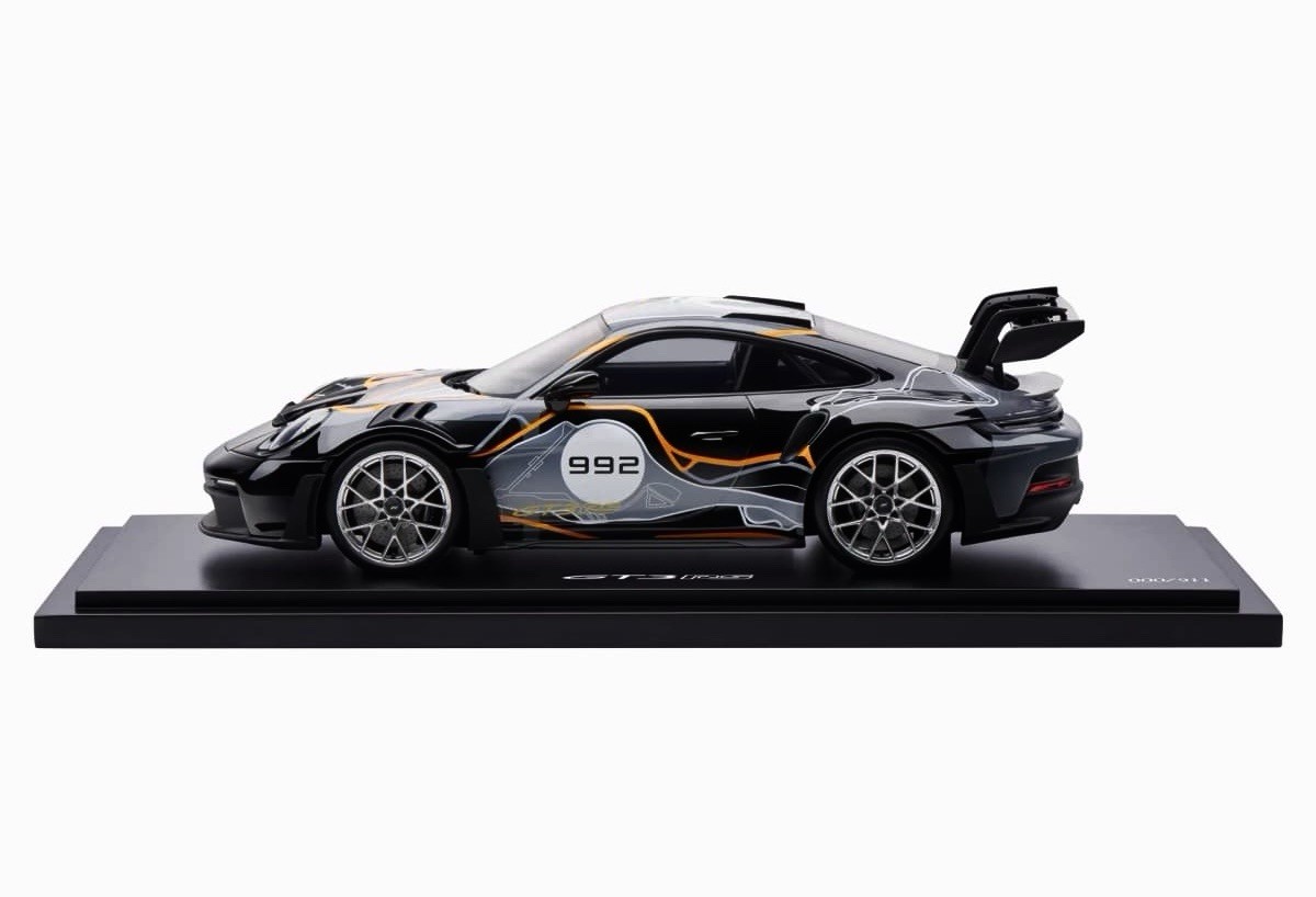 1:18 SPARK PORSCHE 911 GT3 RS 992 BLACK NO BBR D&G MR AMALGAM PEAKO H&H 669/911