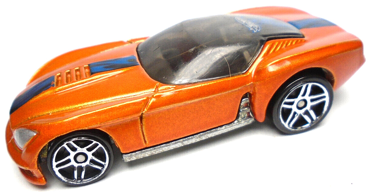 2001 HOT WHEELS PONY-UP ORANGE 1:64 DIECAST 2 3/4″ CAR WITH BLACK & BLUE FLAMES