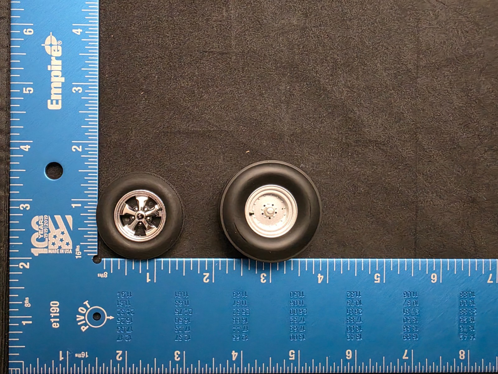 ACME 1:18 Scale Centerline/Keystone Wheel and Tire Set – A1806139W