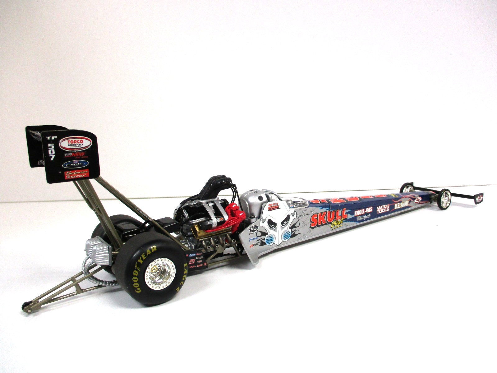 RACING CHAMPIONS RC2 MELANIE TROXEL SKULL GEAR 2006 NHRA TOP FUEL DRAGSTER 1/24