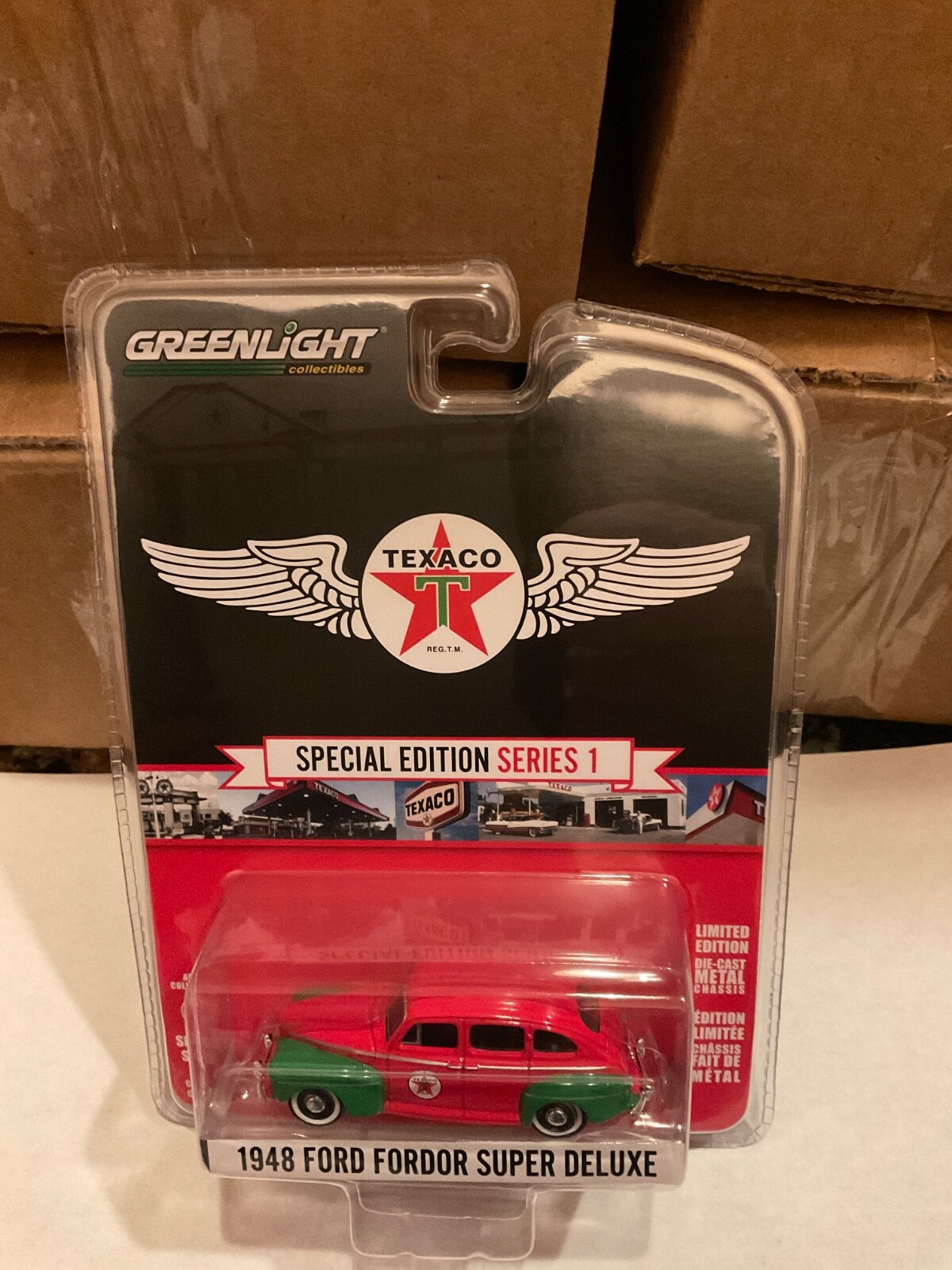 Greenlight TEXACO Special Edition Series 1948 Ford Fordor Super Deluxe