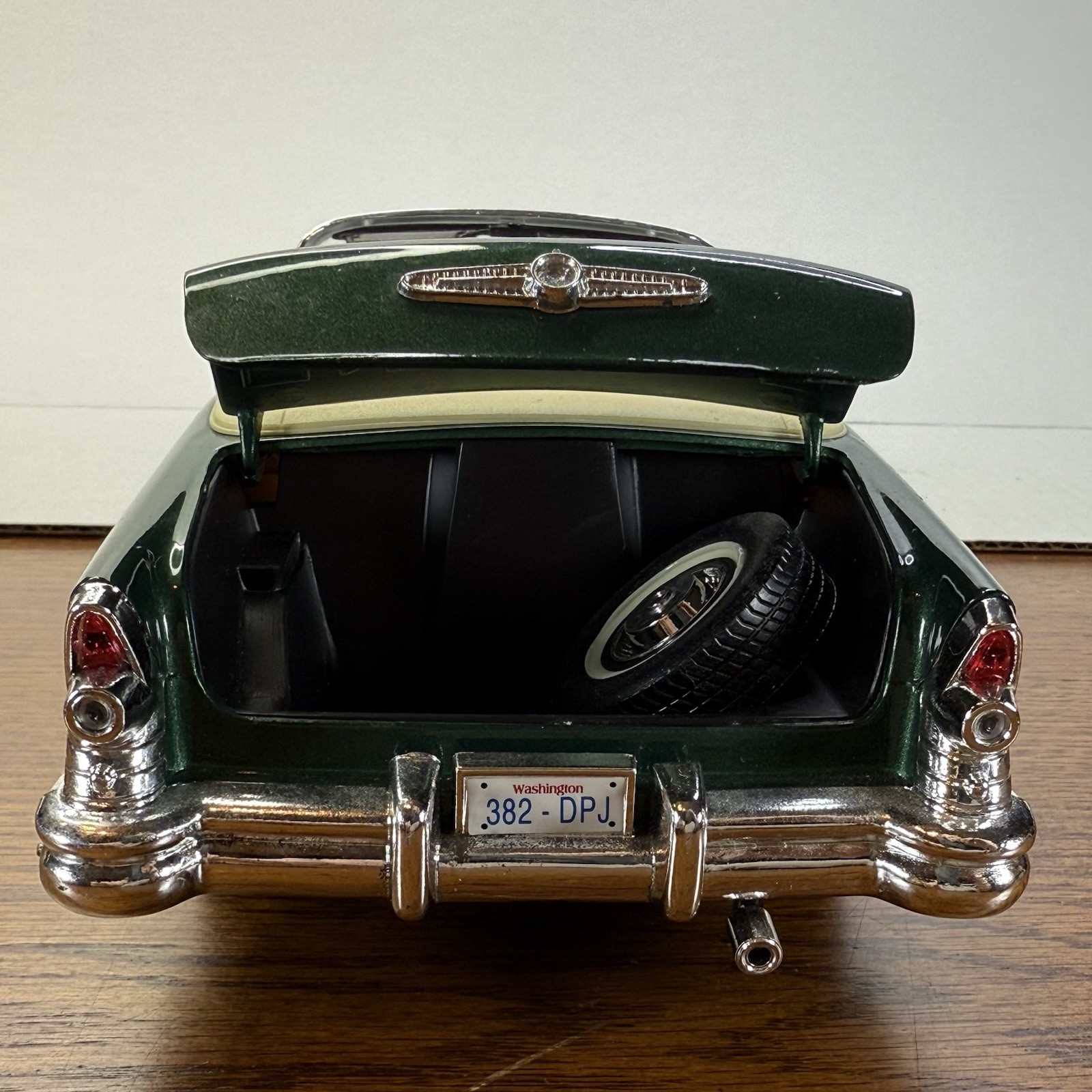 Mira Golden Line 6186 1955 Buick Century 1:18