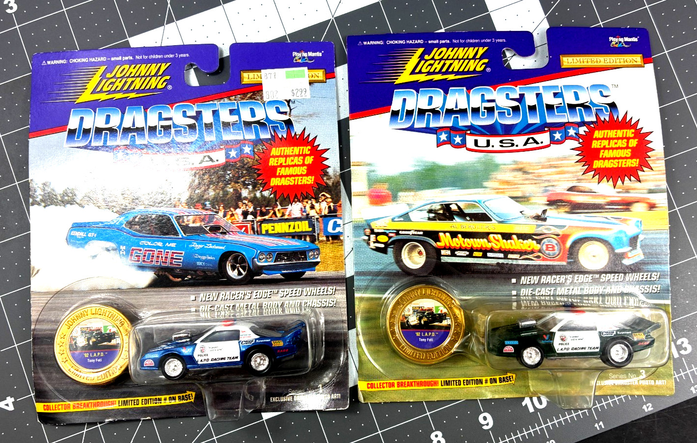 2 versions, Johnny Lightning L.A.P.D Police Limited Edition Blue and Black PP