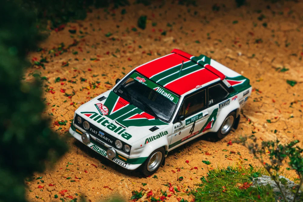 Tarmac Works 1:64 FIAT 131 ABARTH Rally Rallye de Portugal Vinho do Porto Winner