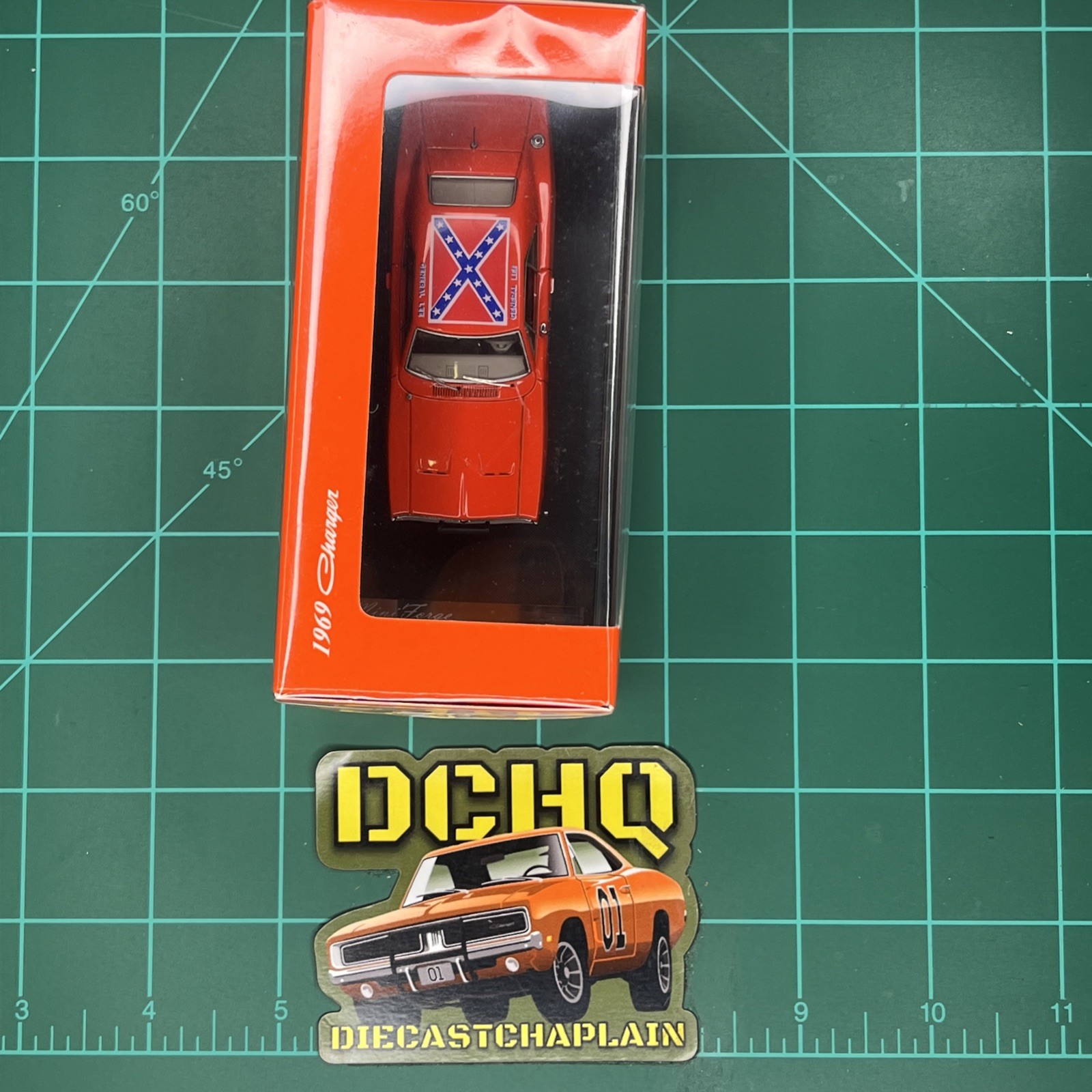 2026 Mini Forge 🔥 GENERAL LEE LIMITED EDITION 🔥 1969 Dodge Charger W/ Acrylic