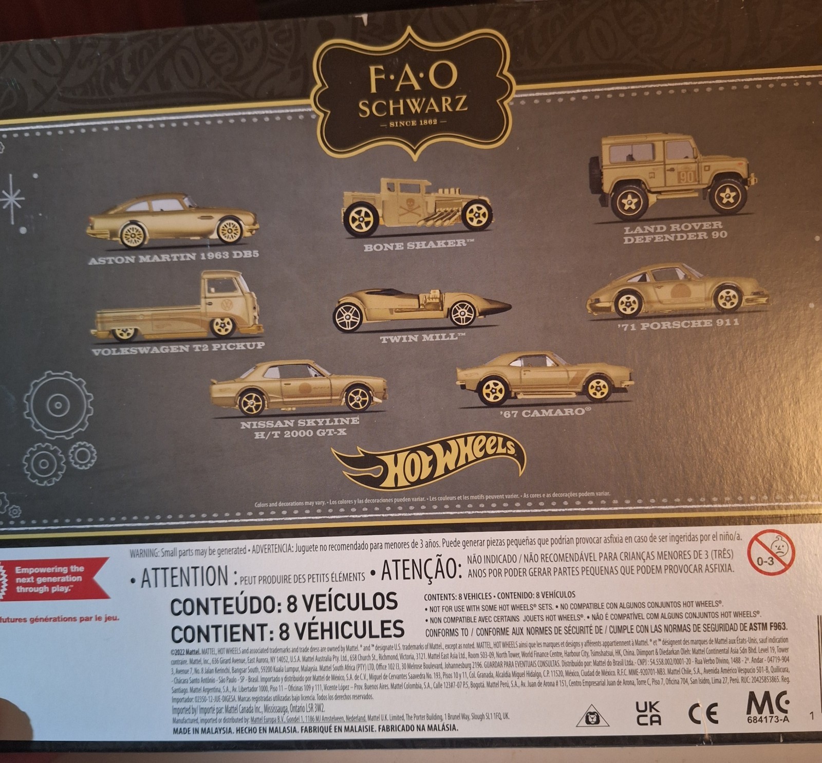 Hot Wheels FAO Schwarz 160 Years 8-Car Gift Set Gold Box Mattel