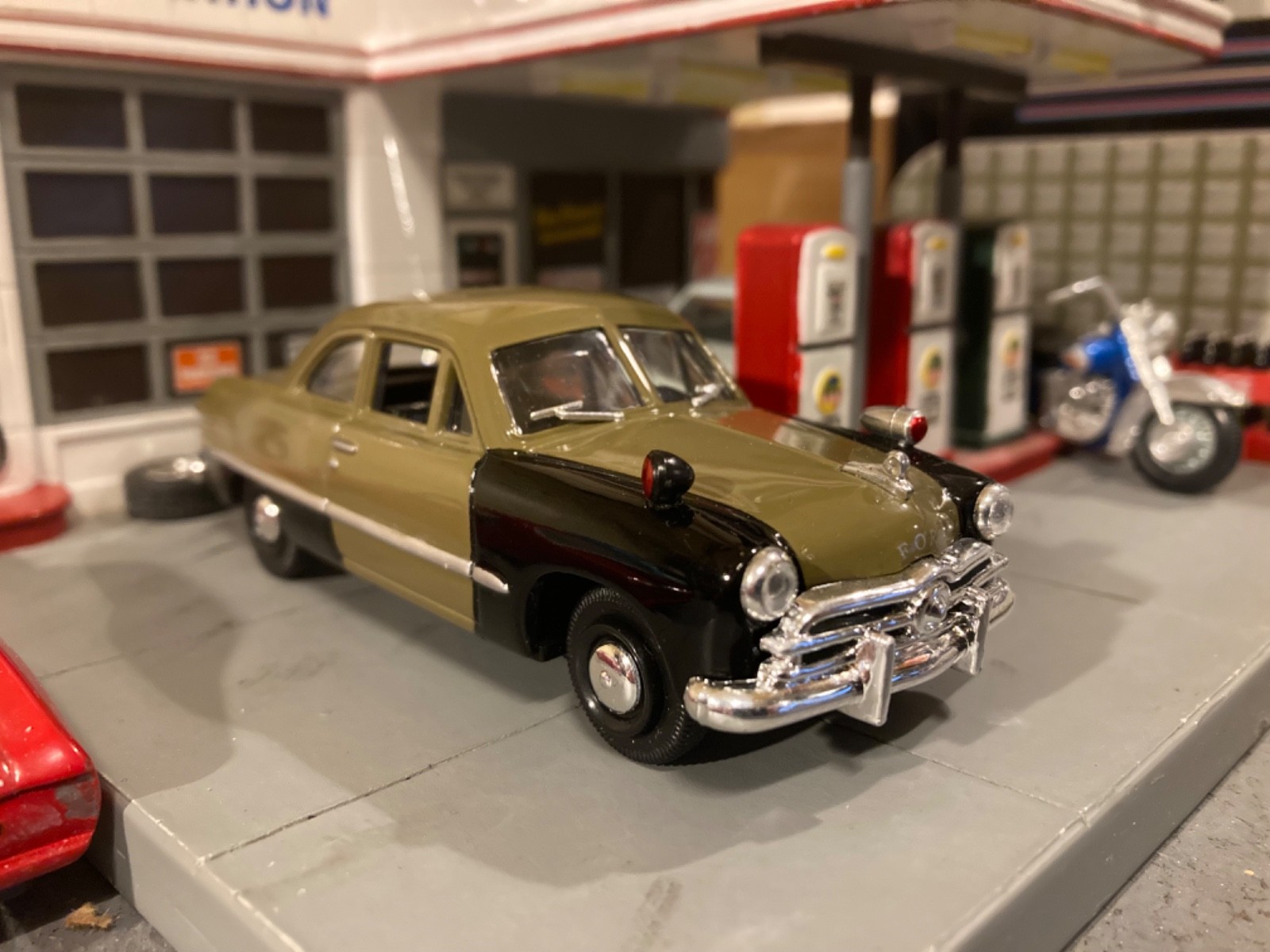 Custom 1949 Ford Unmarked United States Army Police or Staff Car, 1/43 Scale