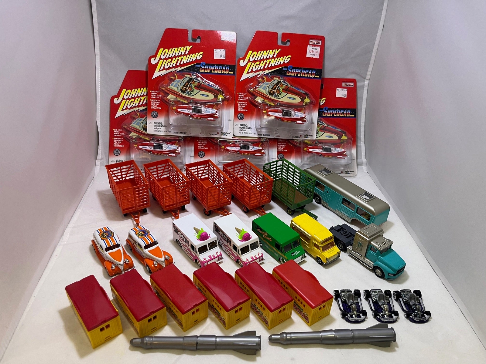 # 01175 – 1:64 Circus Lot – 51 Pcs.