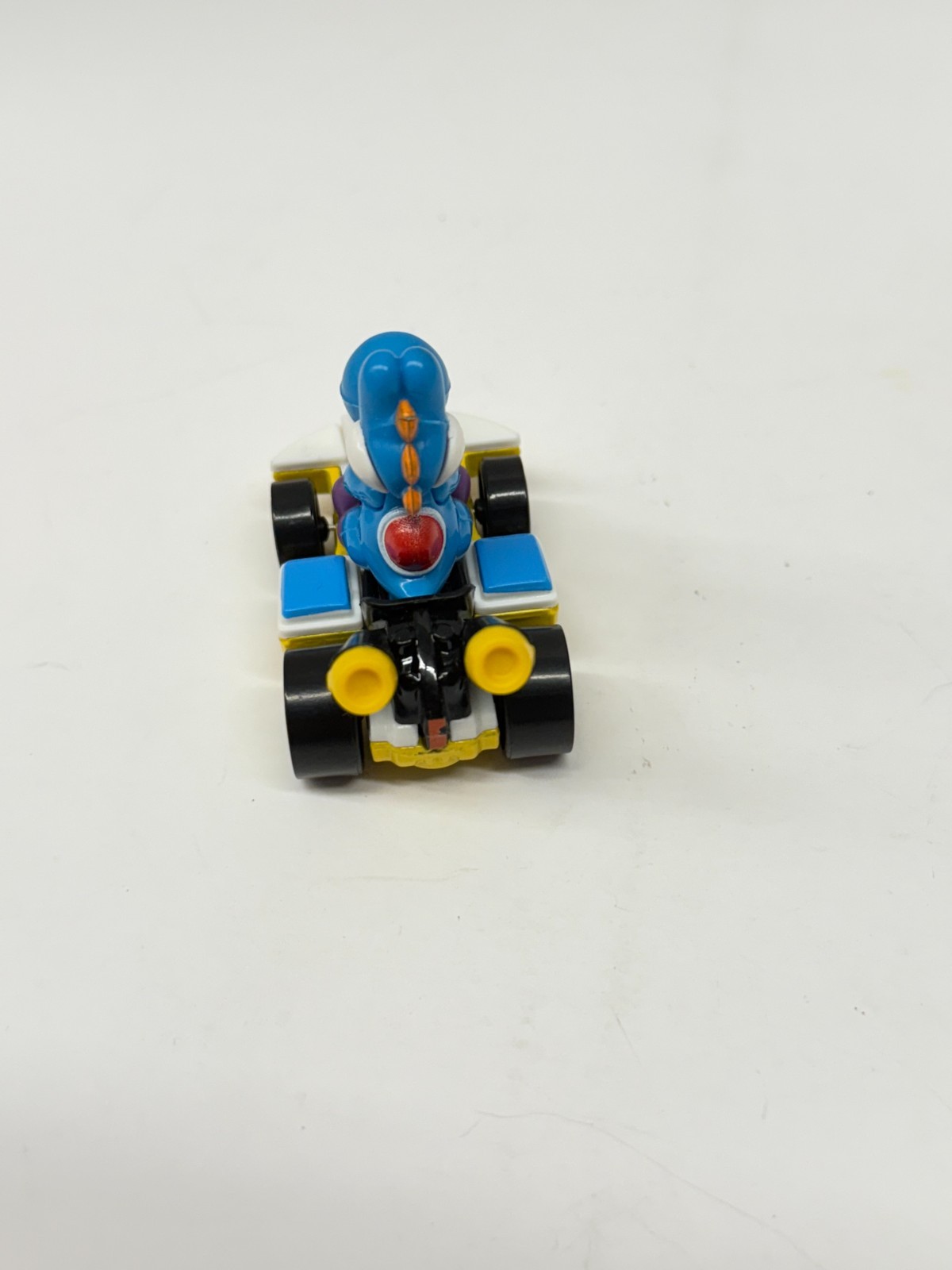 Diecast Hot Wheels Mario Kart Light Blue Yoshi Standard Kart 2018