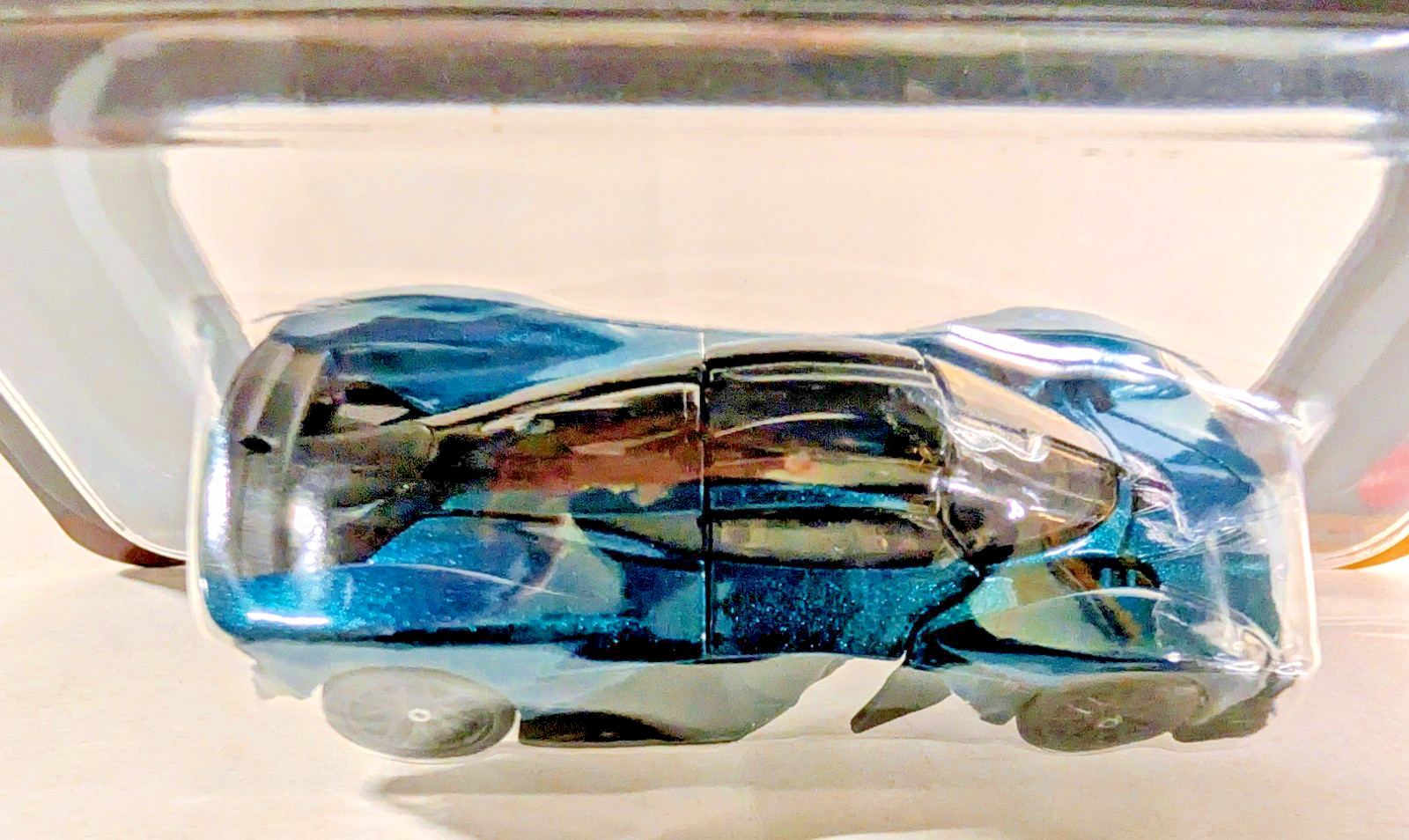 2025 Hot Wheels Elite 64 Aston Martin Valkyrie HWR91 Real Riders #13 Metal NEW!