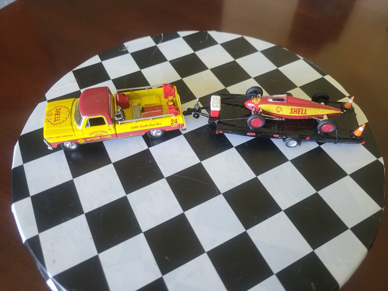 M2 SHELL Customized 69 FORD F-100 RANGER &Shell Ford Belly Tanker On A Trailer