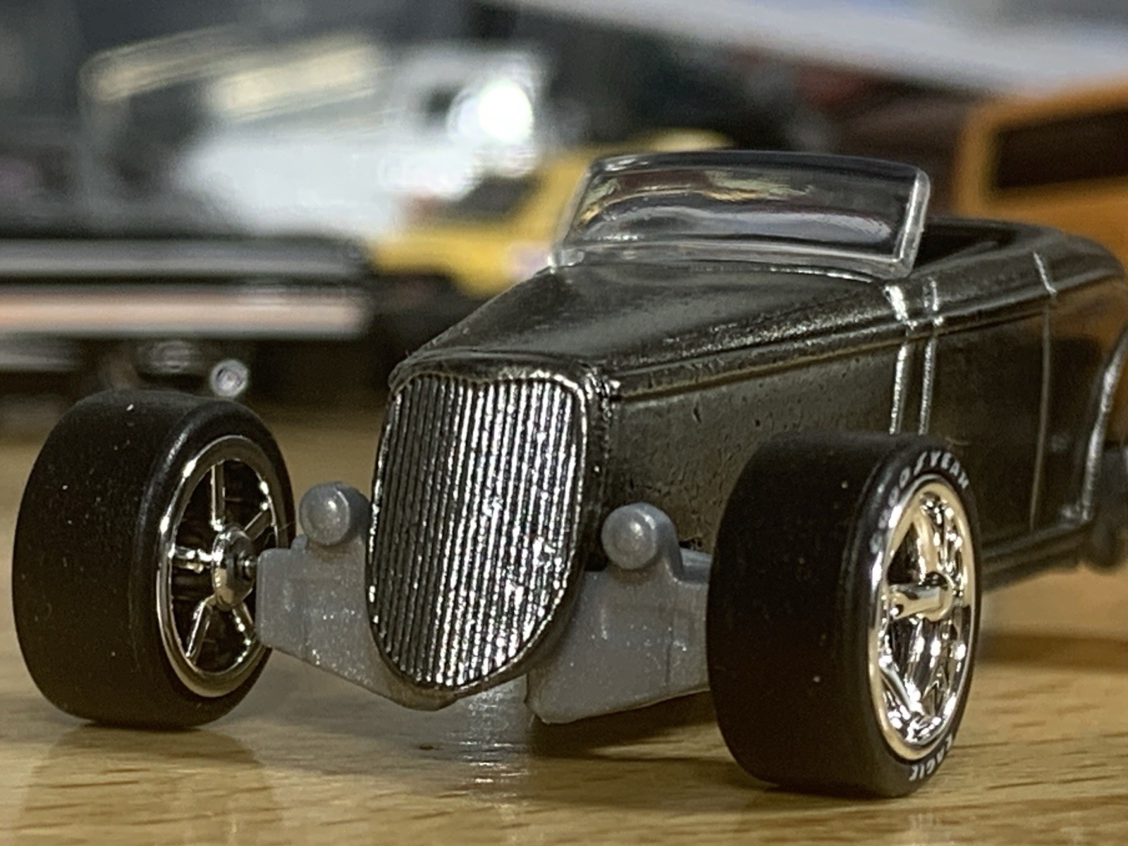 Hot Wheels Zinc Plated Gunmetal Smoke Custom ’32 Ford Roadster with Wheel Swap