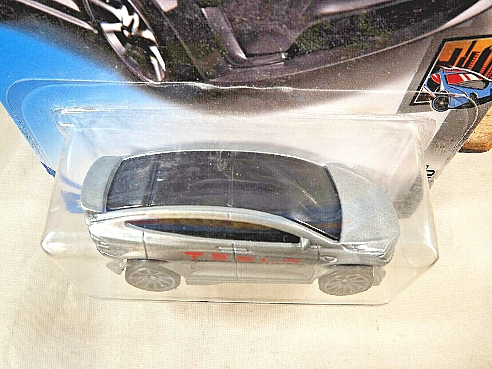 2018 Hot Wheels #247 HW Metro 5/10 TESLA MODEL X Silver w/Gray 10 Spoke Wheels