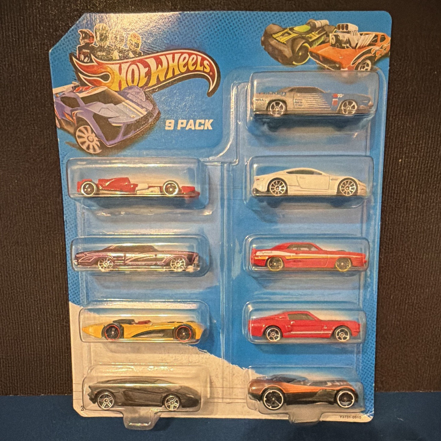 Hot Wheels 9-Pack 1:64 Diecast Cars Multicolor Unopened Box 2013