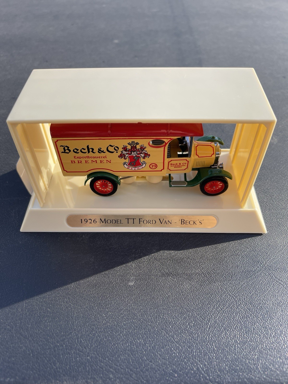 Matchbox Collectibles diecast #YGB02 1926 Ford Model TT – Beck’s Beer – 1:43
