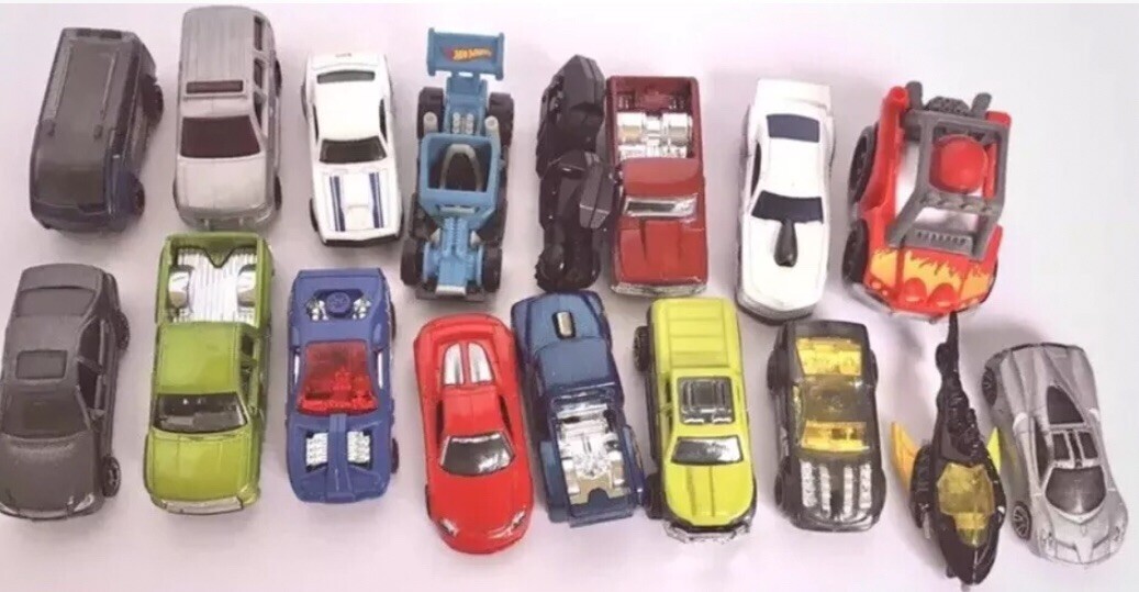 Hot Wheels Lot Of 17 Assorted Modern Cars Variety Models Colors Years