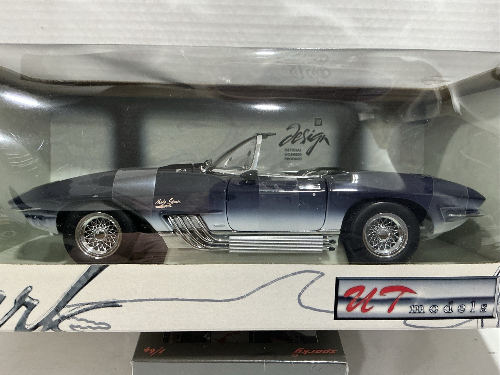UT Mako Shark 1961 Chevrolet Corvette Concept 1:18 Diecast (NEW NIB)