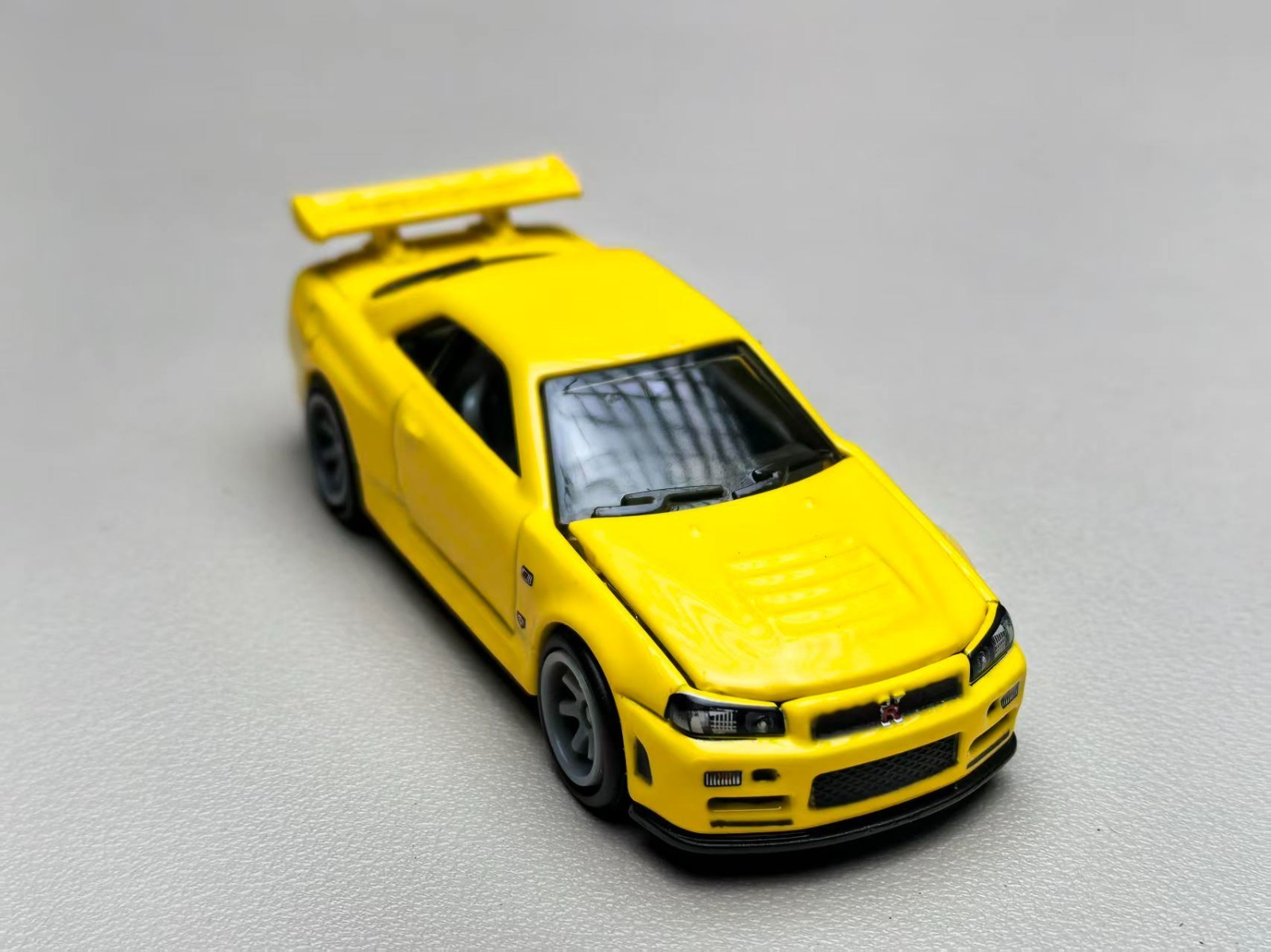 Replica* R34 Convention GTR Hot Wheels Nissan Skyline yellow GT-R RLC Red Line