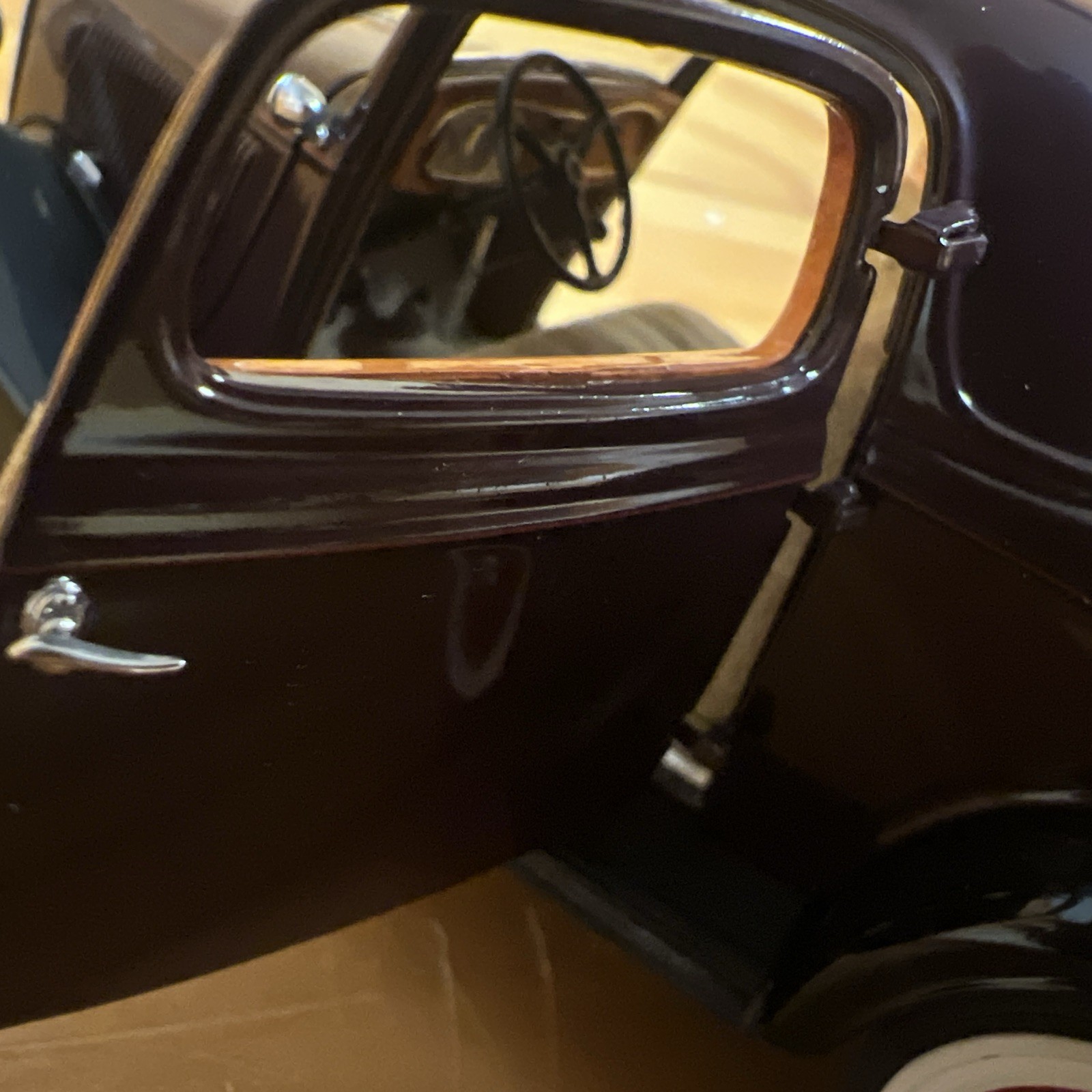 1933 Ford Deluxe Coupe Model 40 Coach Maroon Danbury Mint Diecast Replica