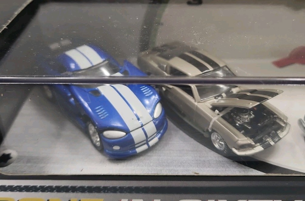 Hot Wheels 1999 “Gone In Sixty Seconds” , ’49 Merc, Viper, ’67 Mustang, Truck