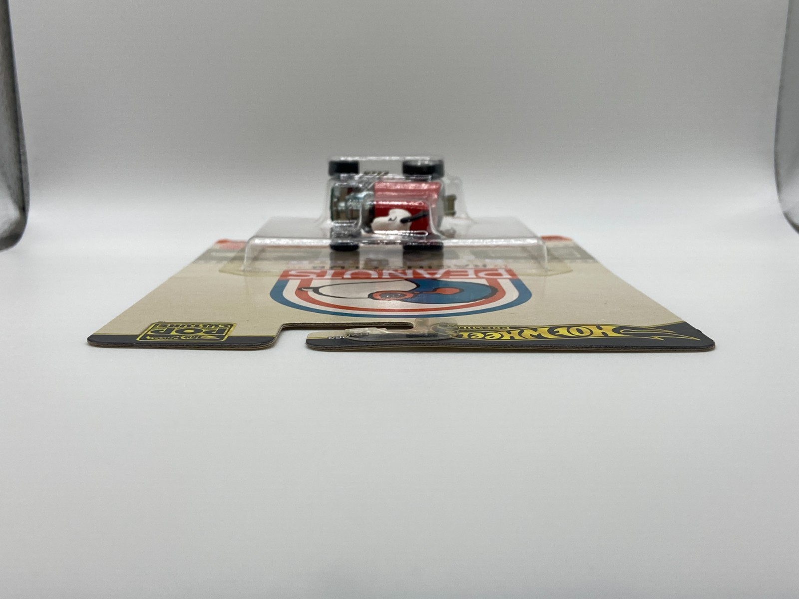 Hot Wheels Premium Pop Culture Peanuts Snoopy