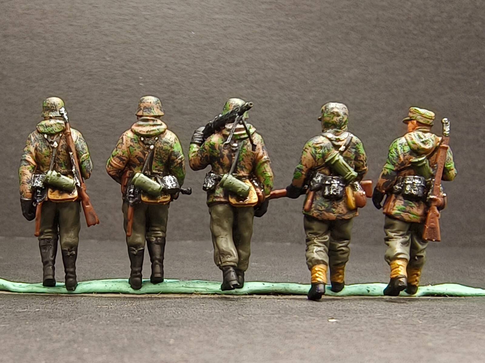 1/72 TANK 1:72 WW2 germany soldiersPatrol team military toy TotalWar diorama