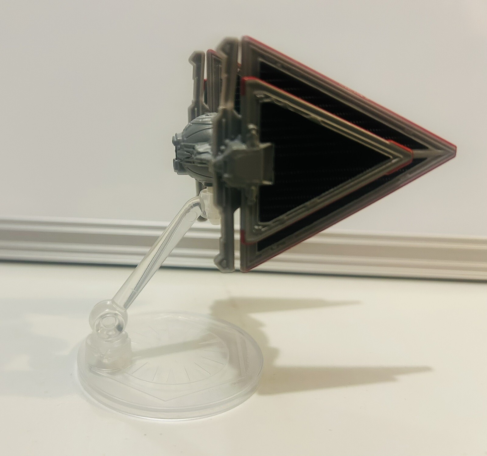 Tie Dagger Star Wars Hot Wheels sith fighter ship diecast toy with Stand