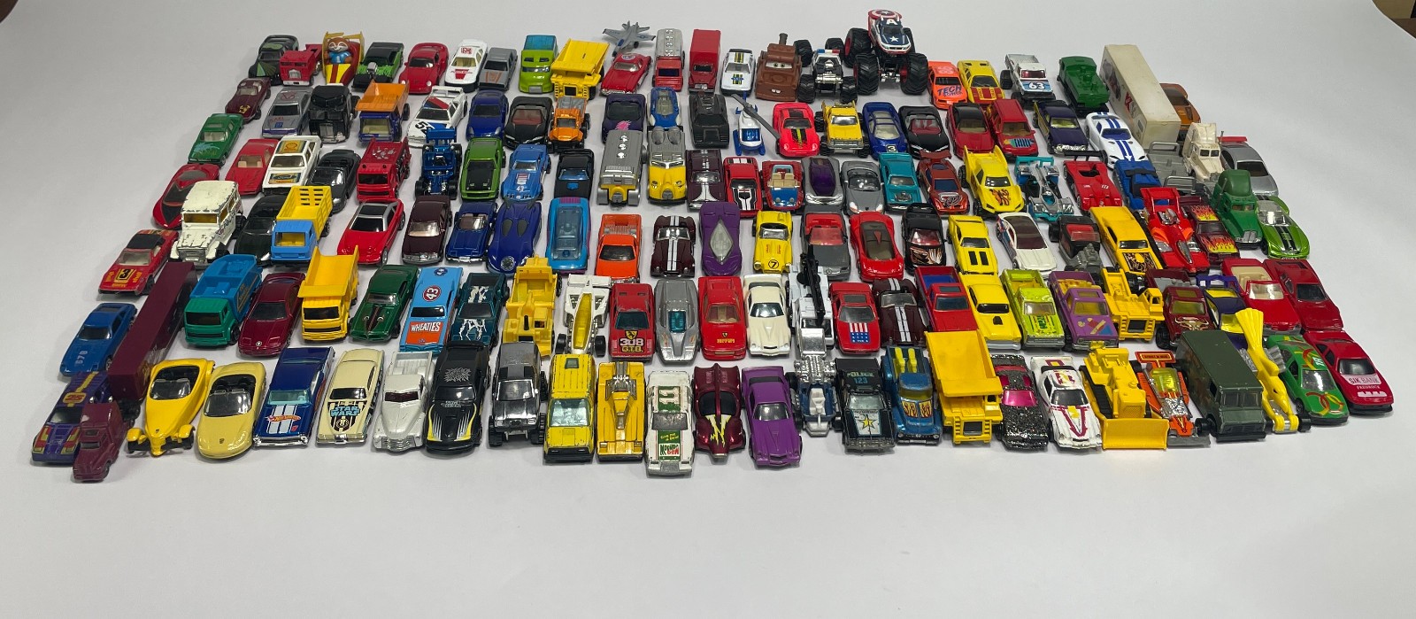 Hot Wheels Matchbox Miasto Other Mixed Years Vintage & Modern Loose Lot Of 143