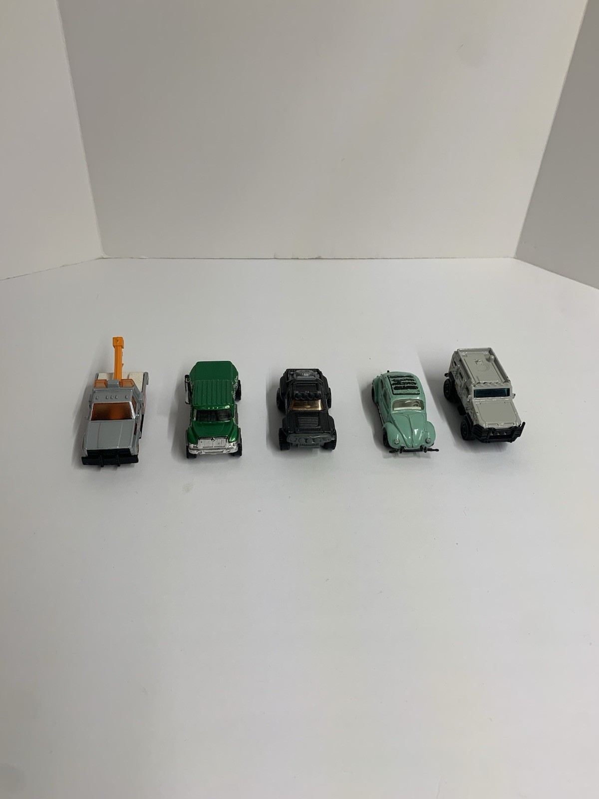 Lot Of 5 Toy Cars Matchbox Die-cast And Plastic Preowned Good Condition (26598)
