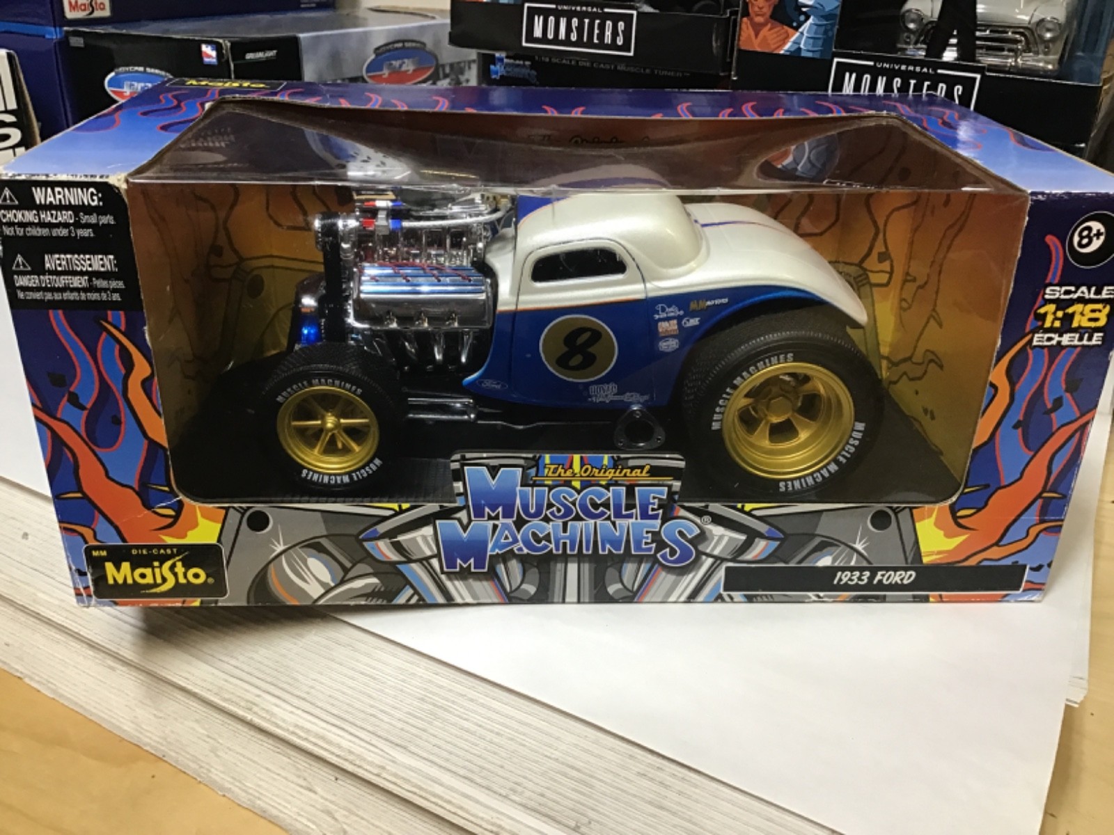 Muscle Machines – rare ’33 Ford Coupe – 1/18 Scale Diecast – 8 blue white