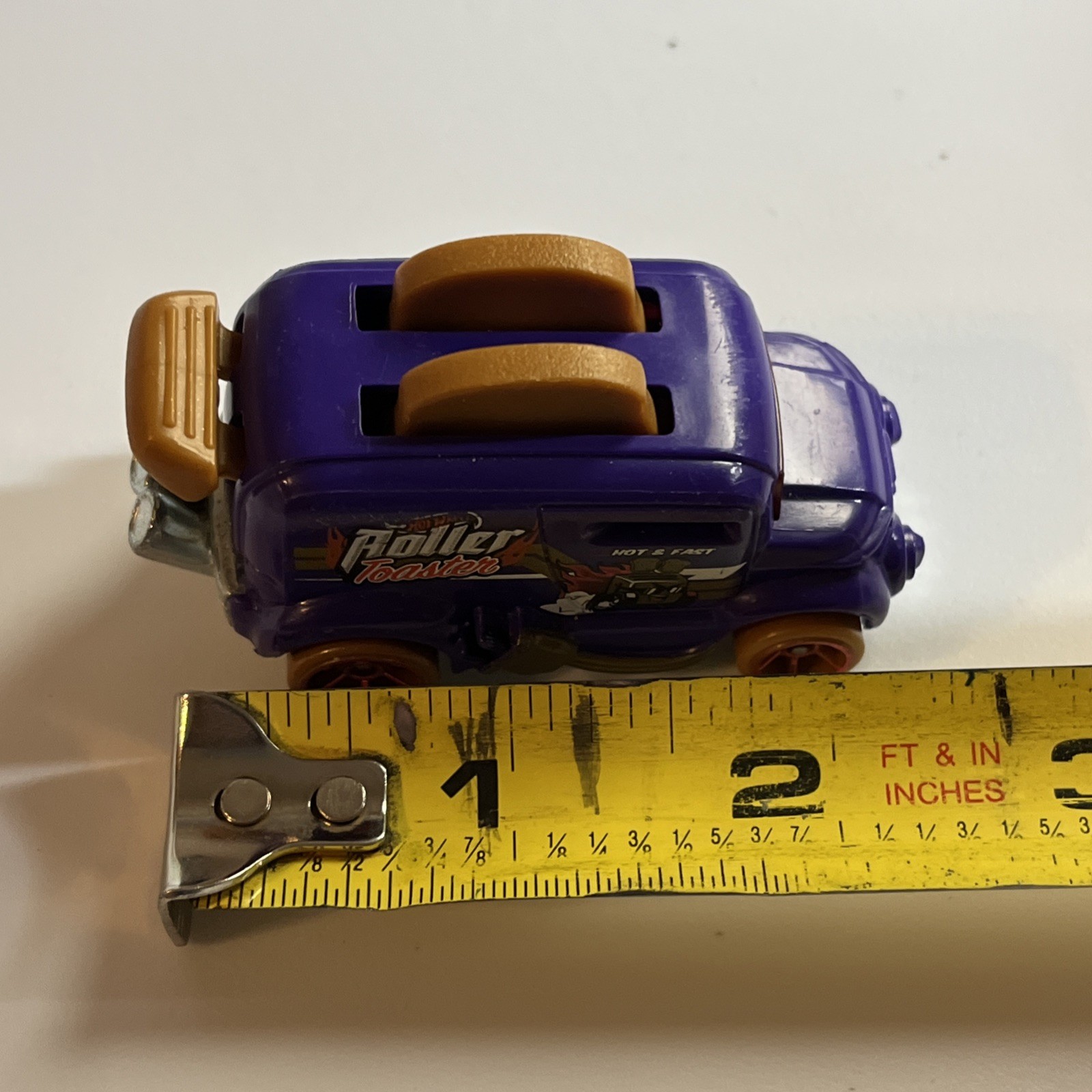 2016 Hot Wheels Purple Roller Toaster Toy Car Mattel