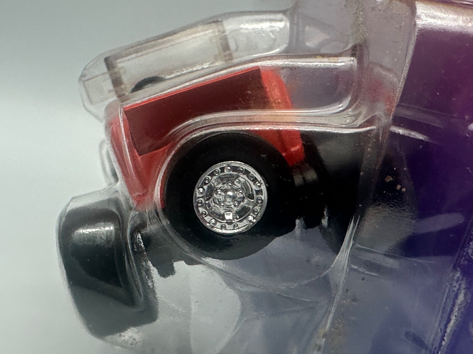 Ertl Hot Roddin’ 1932 Ford Roadster, Red, 3.5 inches, New in Box