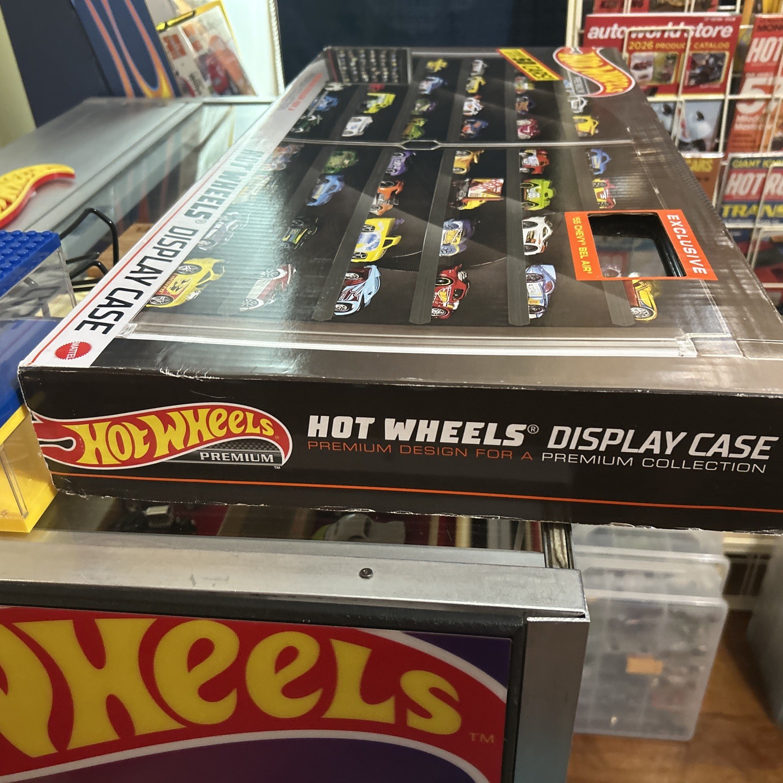 Hot Wheels Premium Display Case With Exclusive ‘55 Chevy Bel Air New Sealed