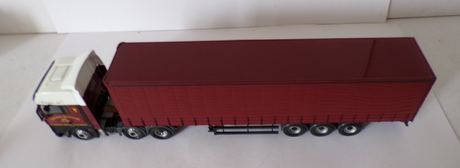 CORGI ERF ‘TORRIDGE TRANSPORT’ BURGUNDY/WHITE EXCELLENT UNBOXED 1:50