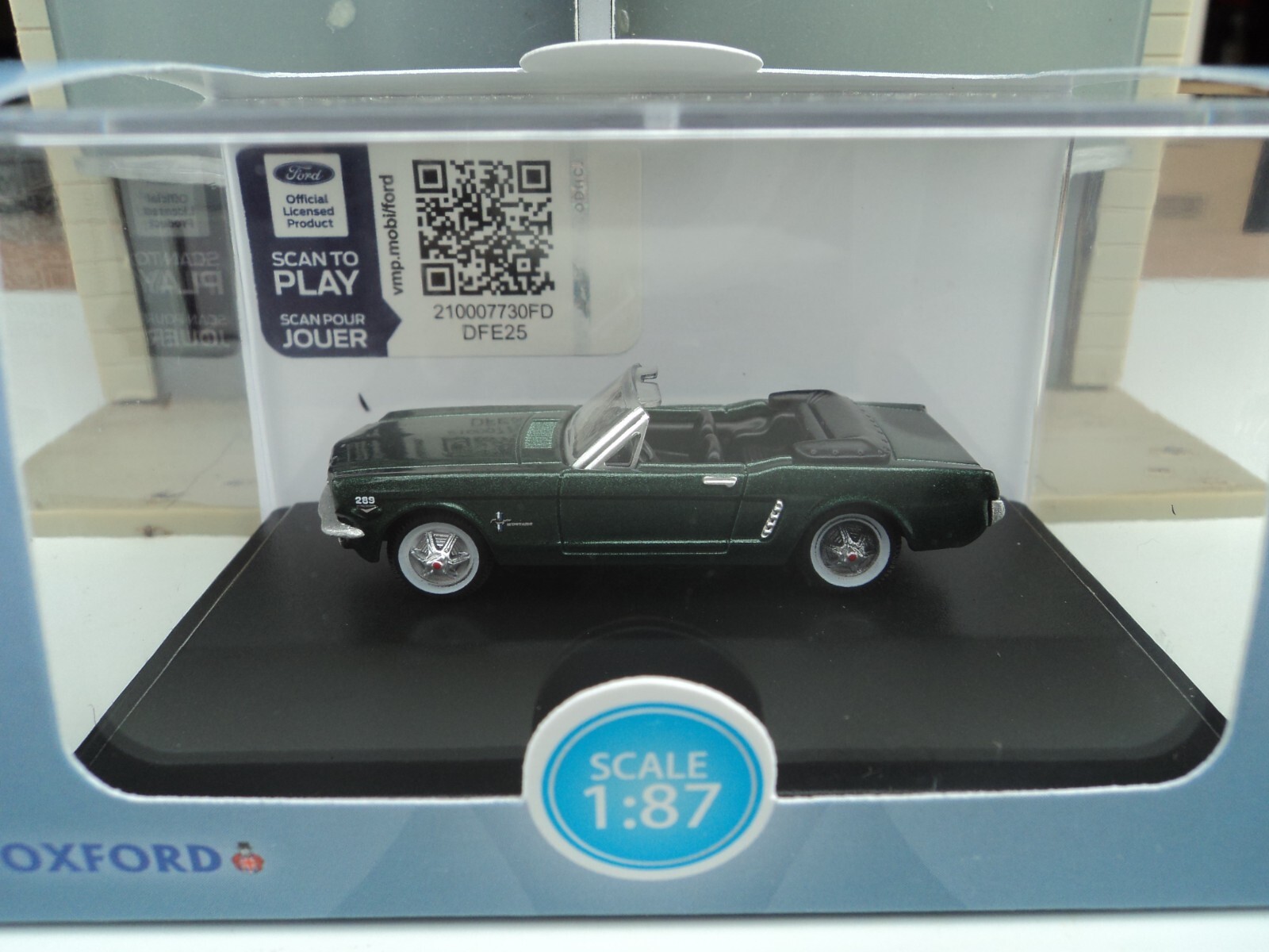 Oxford 1965 Ford Mustang Convertible Green 1/87 HO diecast car