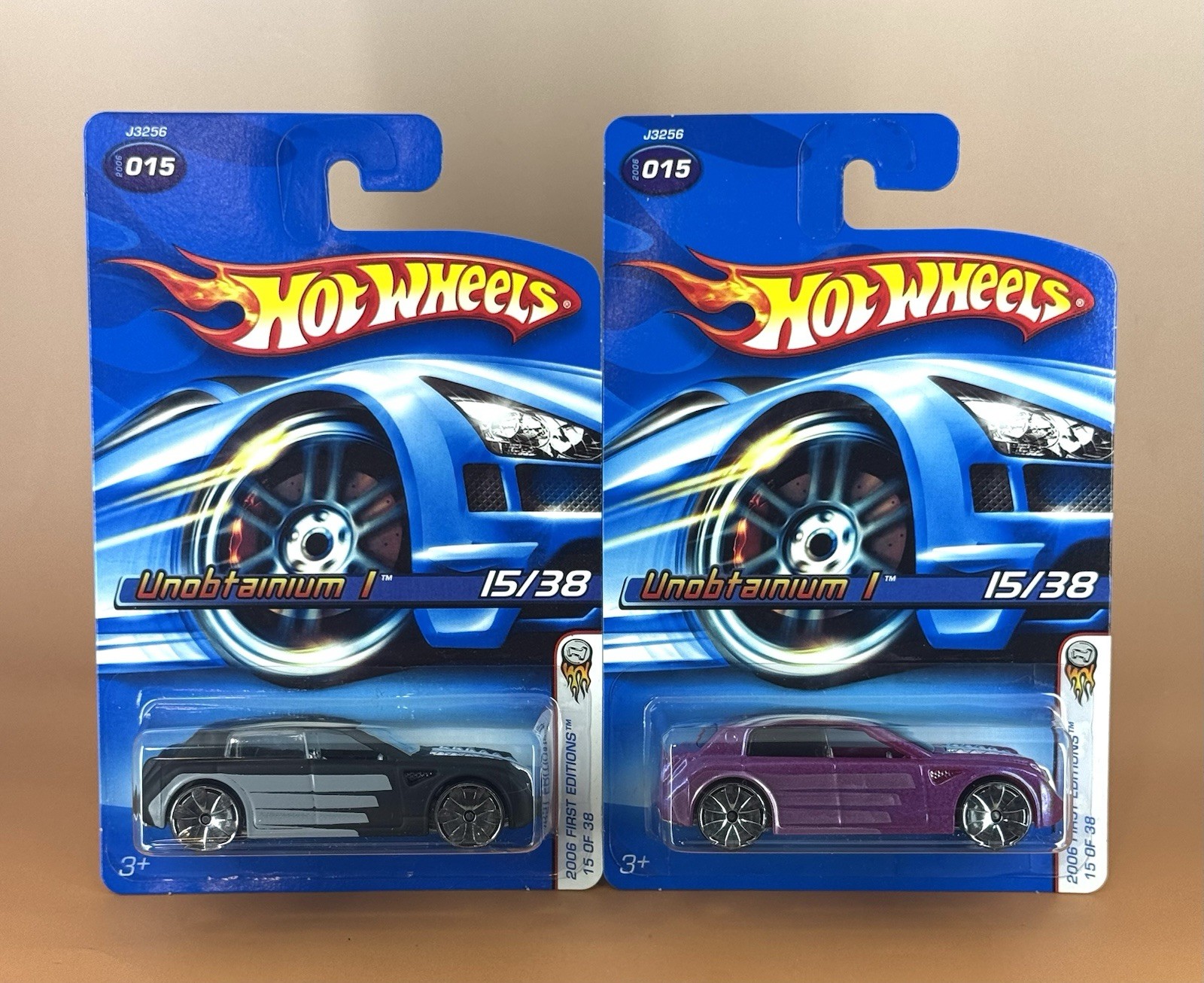 Hot Wheels 2006 First Editions UNOBTAINIUM 1 (LOTof2 variations) w/bl hubs 15/38
