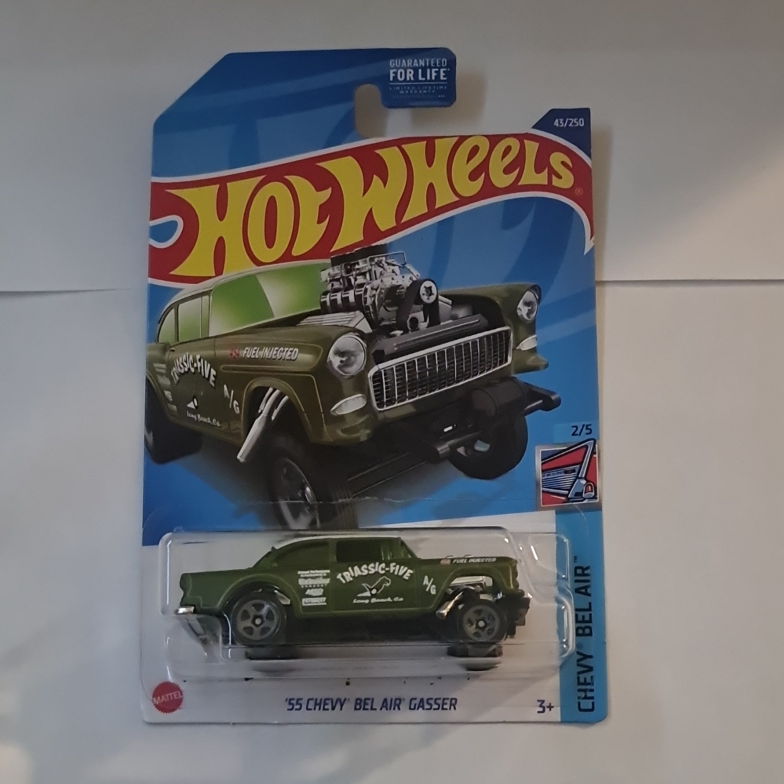 HOT WHEELS ‘55 Chevy Bel Air Gasser Comes with a free stand.
