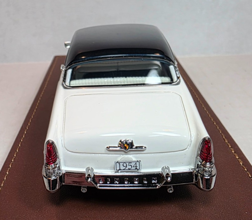 GLM 1:43 1954 Lincoln Capri Special Custom Coupe White/Ambassador Blue 20 PCS!!
