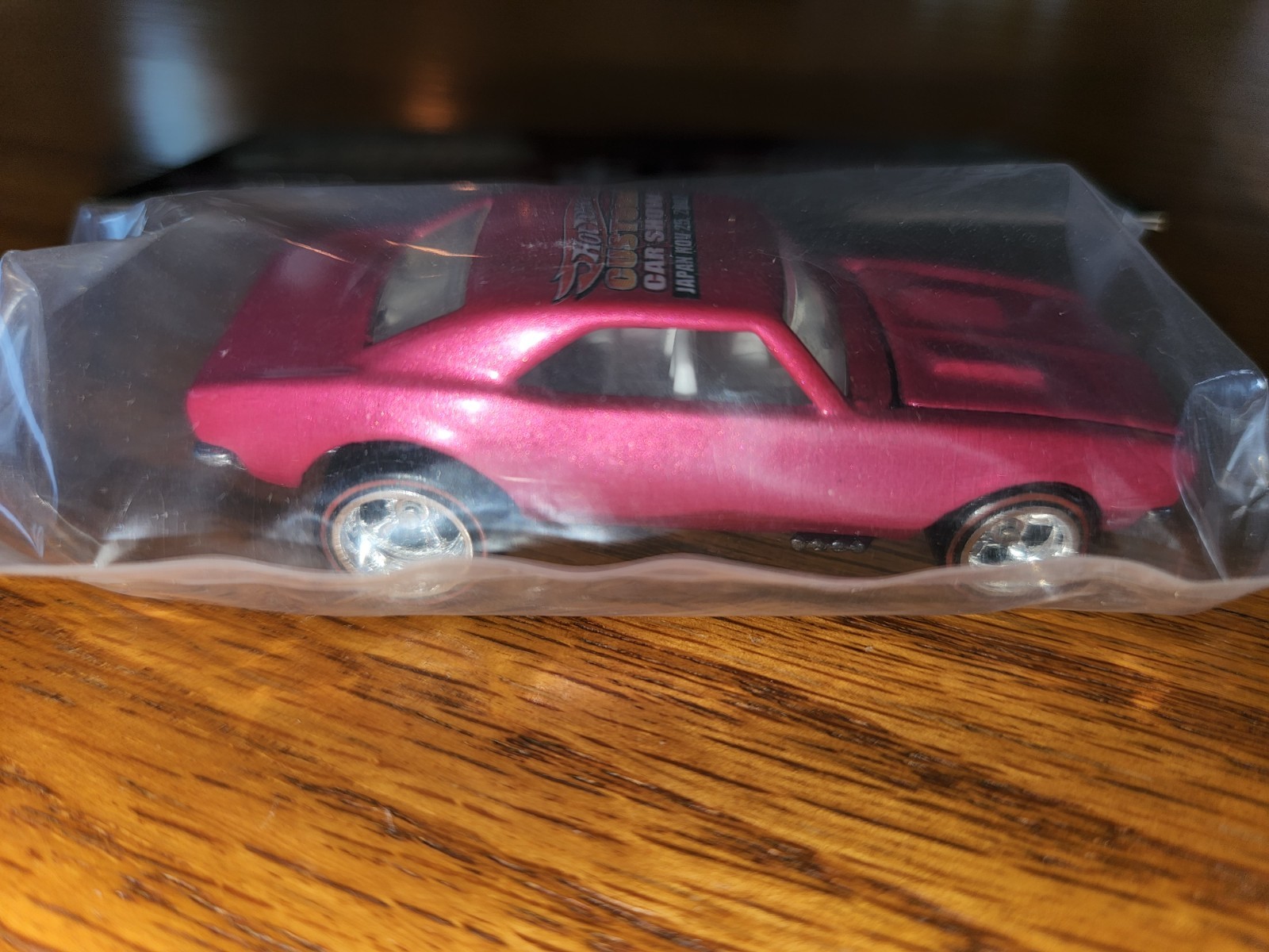 Ultra-limited 1 of 30 Hot Wheels 2007 Japan Red Evening with Voltaire Camaro