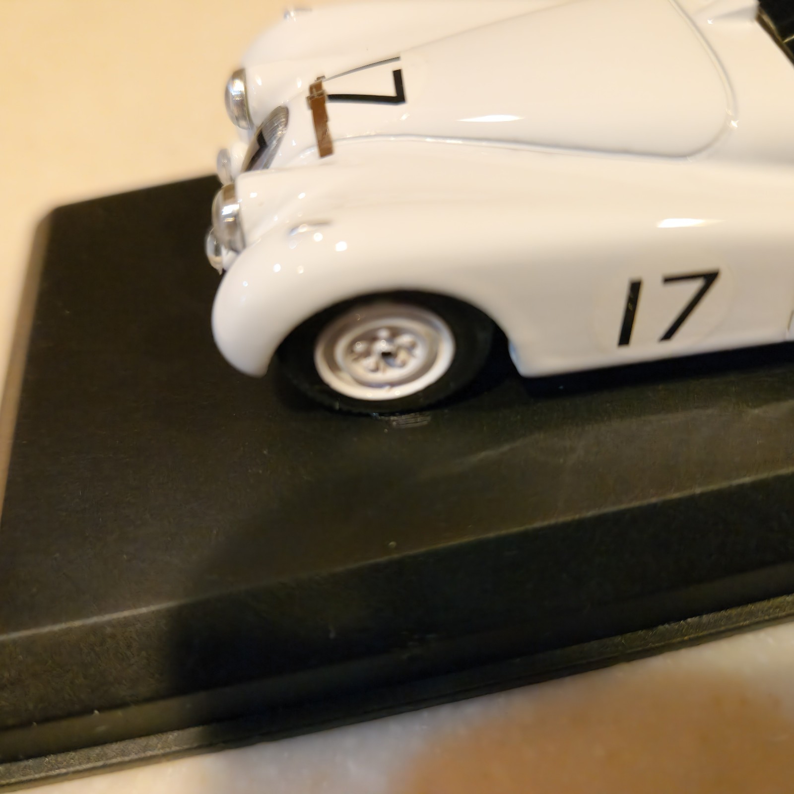 1:43 Top Model Collection 1950 Jaguar XK 120, Le Mans 1950 #17 White