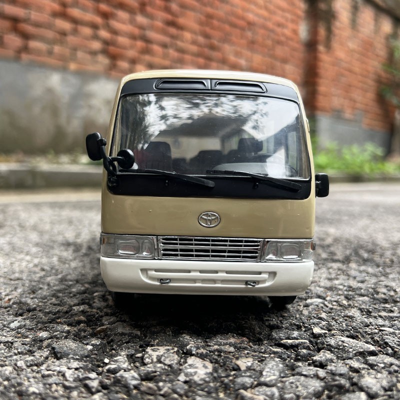 1:24 Original Model,Toyota Coaster 2001-2010,Mini Bus,Very Rare