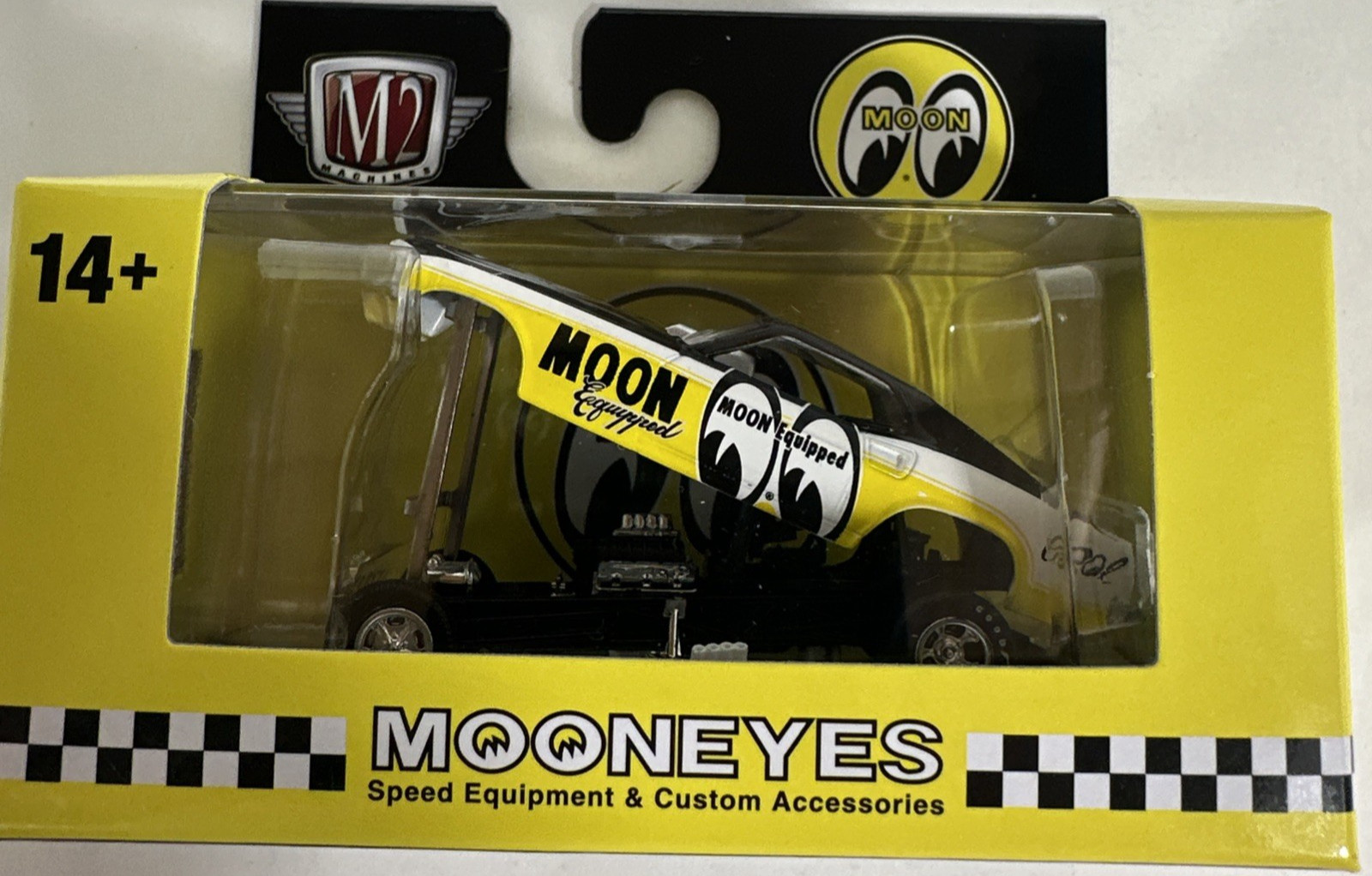 1969 Ford Mustang Funny Car MOON EYES M2 Machines S149 25-120 New in Package