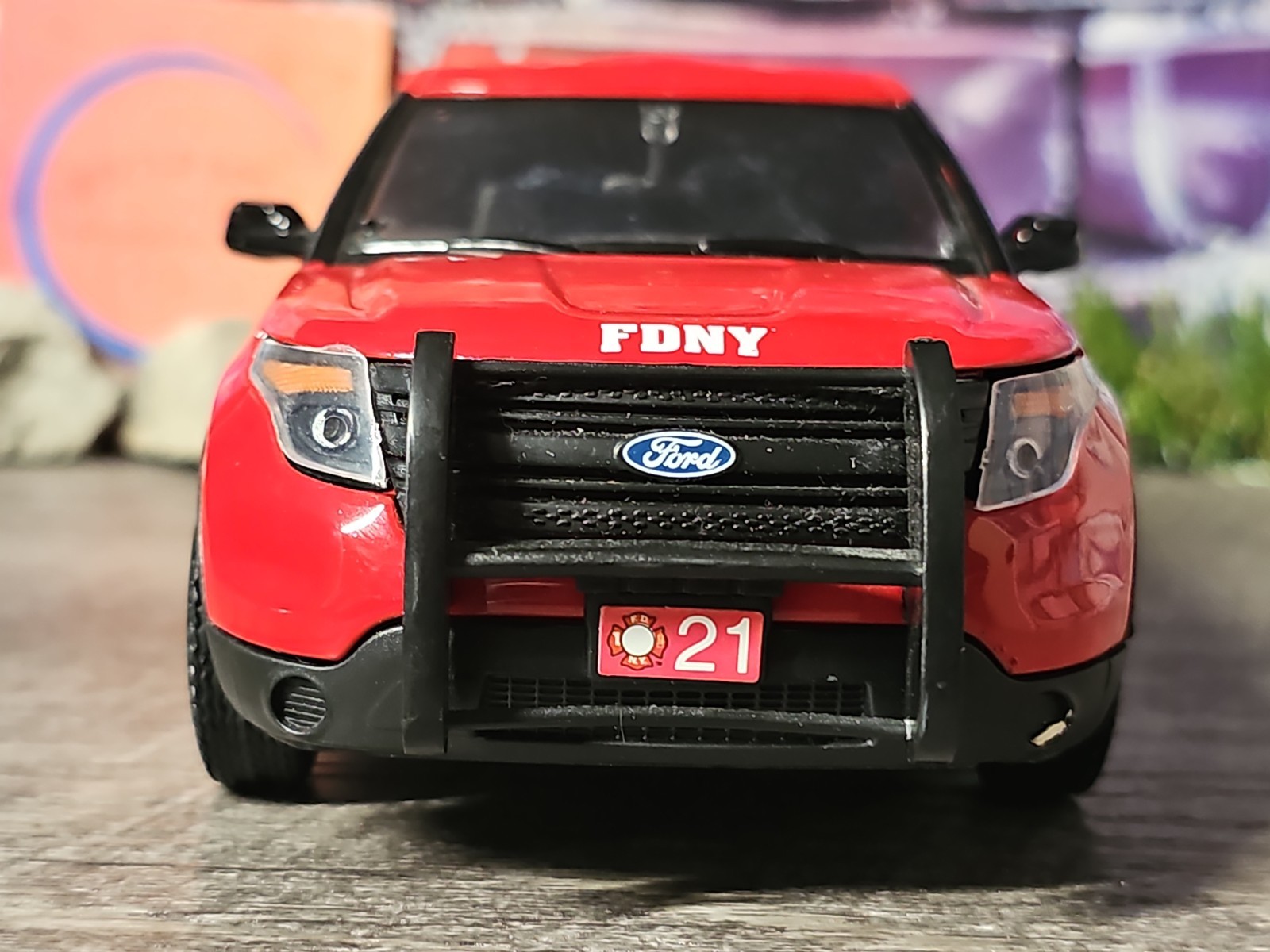 MotorMax 2015 Ford Explorer Interceptor FDNY Red 1:24 Diecast Car NO BOX READ