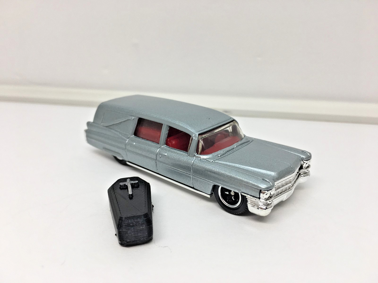 MATCHBOX Silver Metallic ’63 Cadillac Hearse, Coffin, Diorama, Man Cave,She Shed