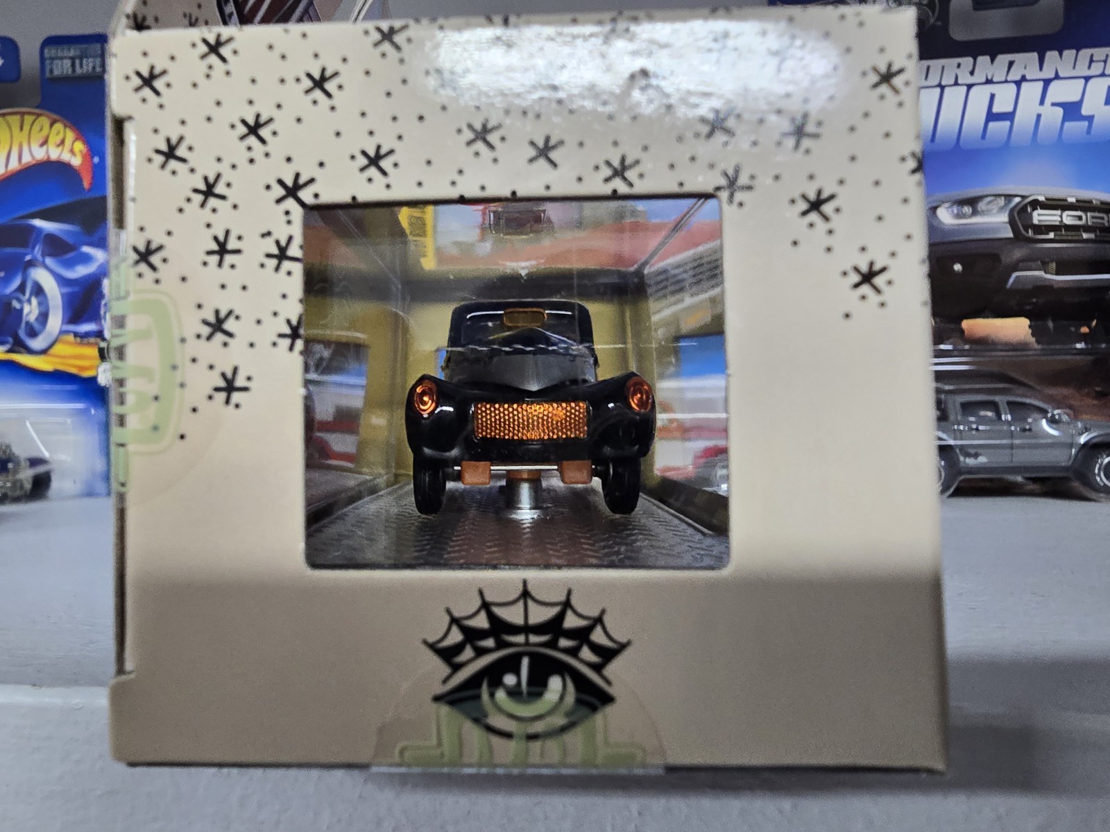 M2 Machines 1941 Willys Coupe Gasser S154 Flash & Diecast CHASE