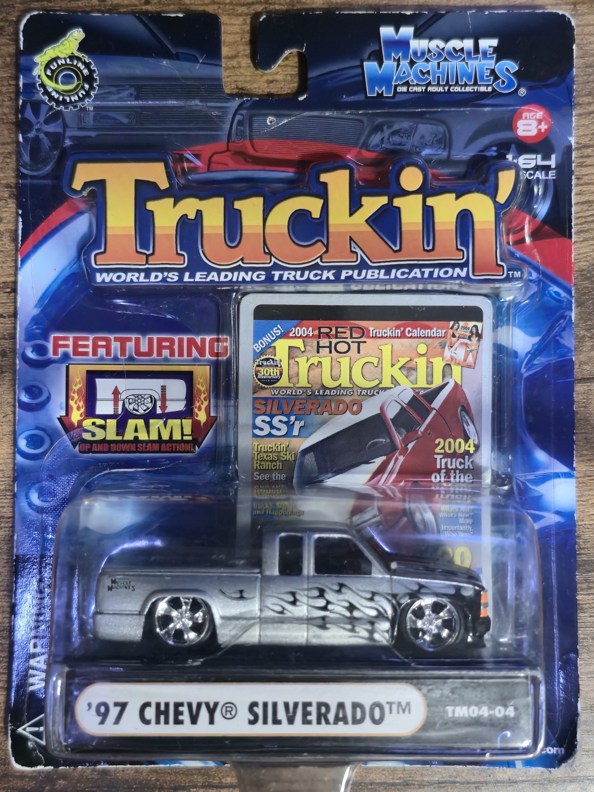 Muscle Machines Truckin’ ’97 Chevy Silverado Silver Black 1:64 TM04-04
